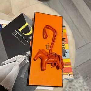 Rodeo PM charm Hermes Orange Poppy